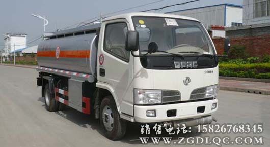 東風(fēng)福瑞卡油罐車(chē)